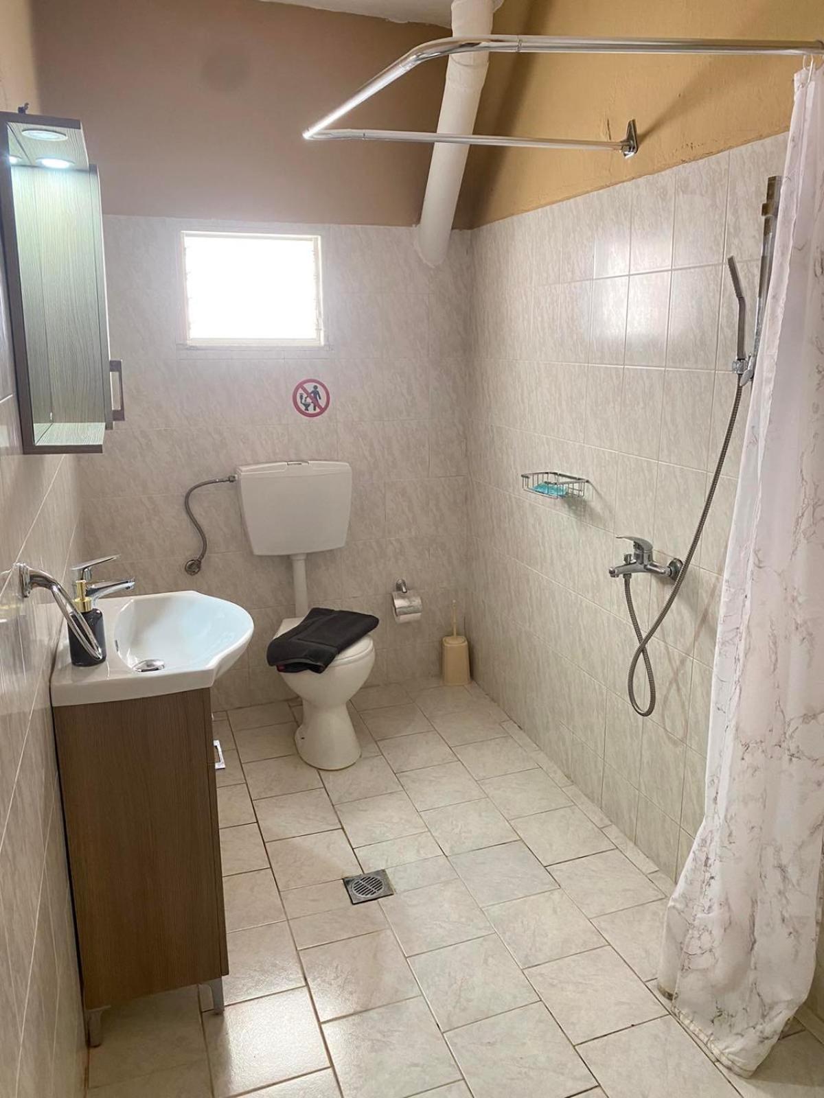 Eudokia Rooms Sarti Bagian luar foto