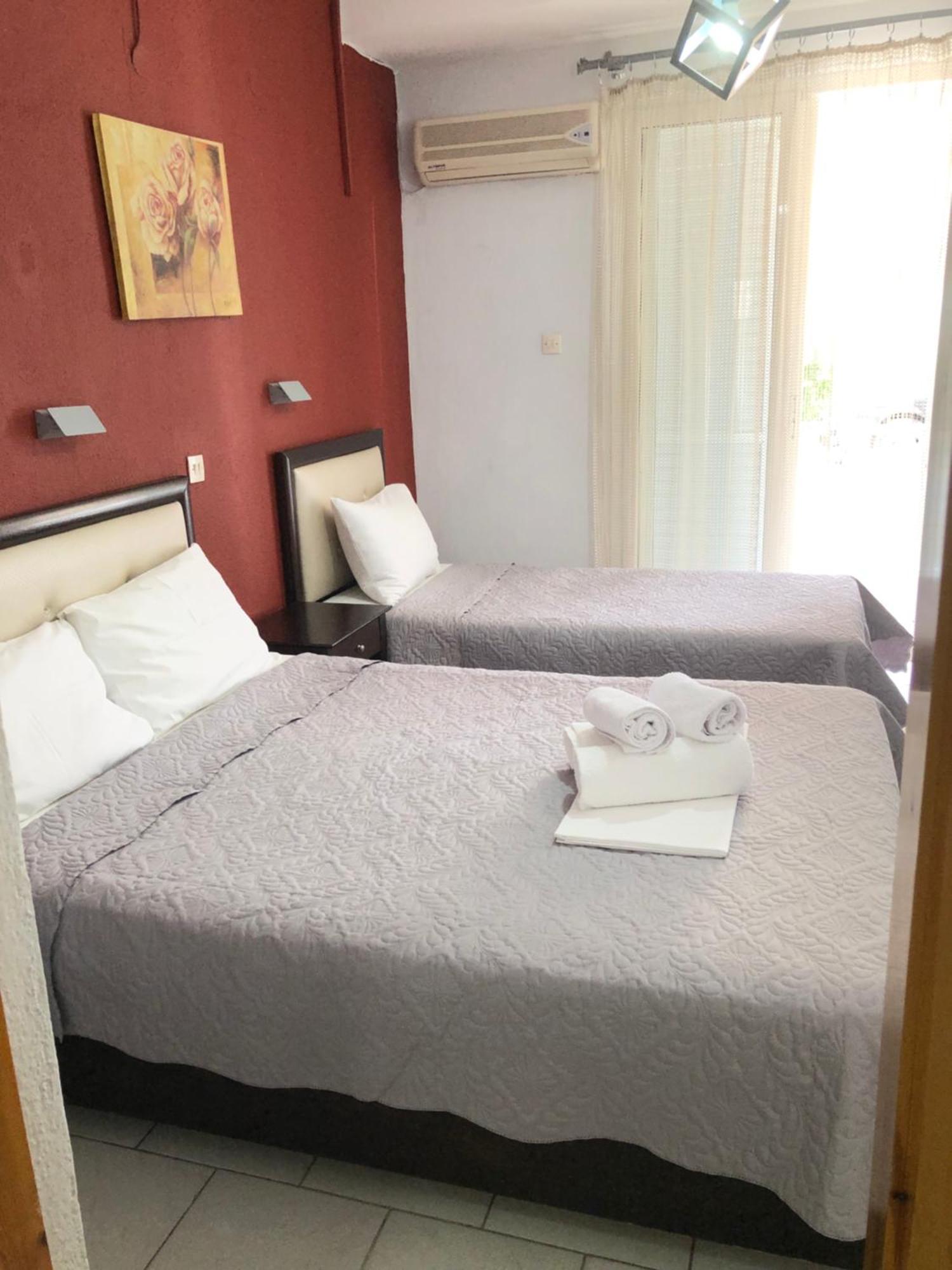 Eudokia Rooms Sarti Bagian luar foto